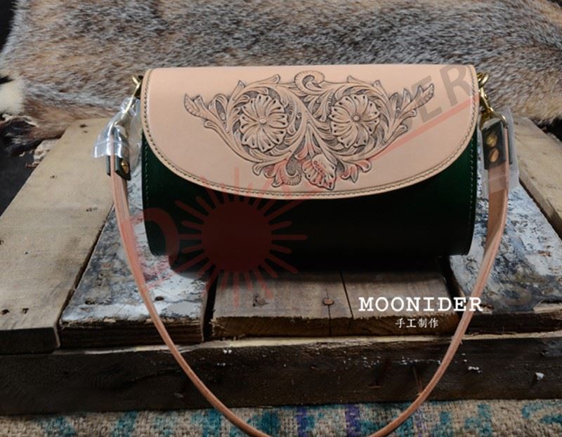 Leather bag.jpg Leather bag.jpg